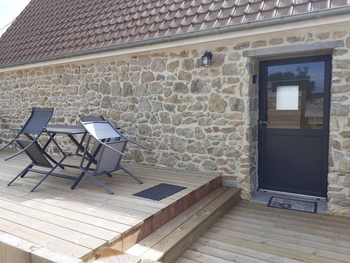 Gîte pour 4 personnes, avec terrasse à Crémarest