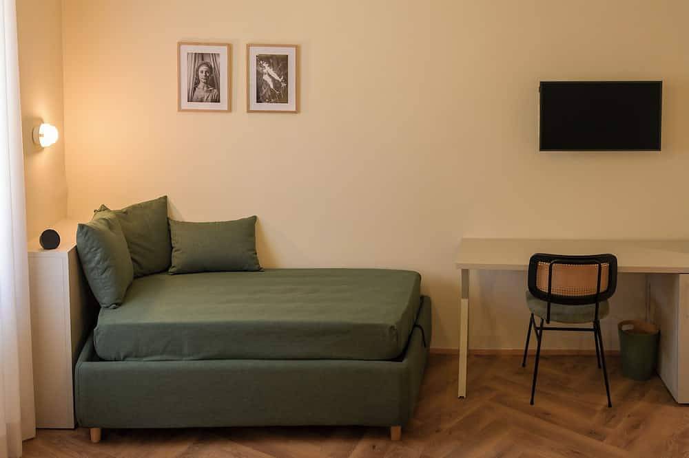 Elegante camera panoramica in centro a Foligno, vicino a Stazione e Caserma in Foligno, Perugia e dintorni