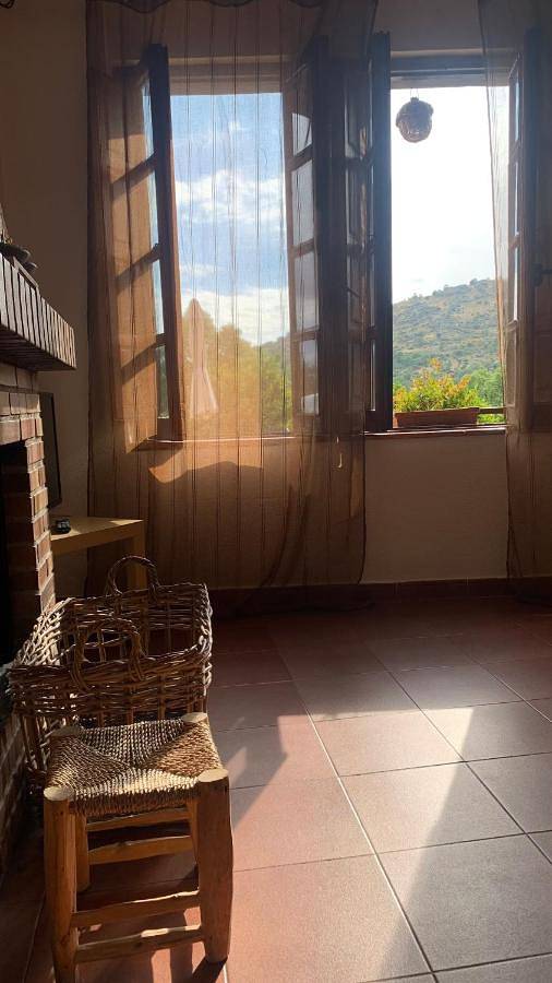 Casa rural para 4 personas, con vistas y terraza en Sierra Norte - 3