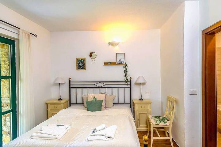 Villa pour 8 personnes, avec jardin et balcon à Barat - 4