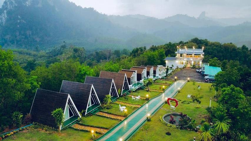 Casa de vacaciones para 3 personas, con vistas además de balcón y jardín - 1