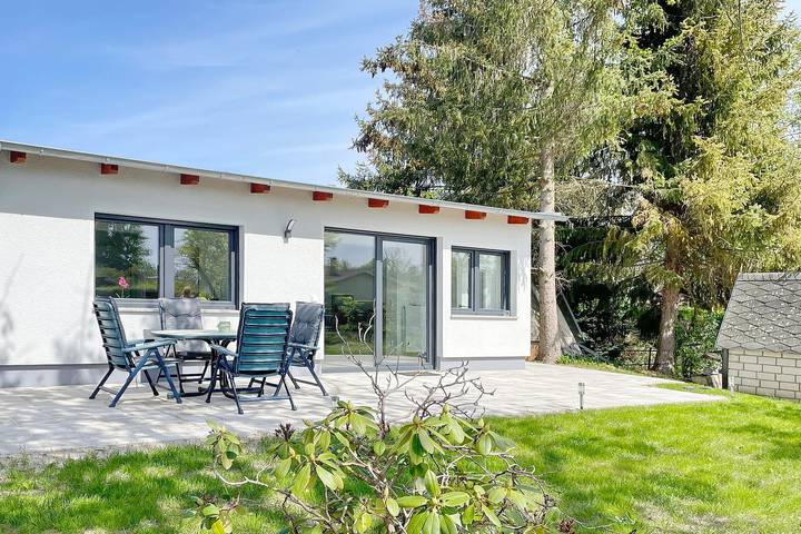 Ferienhaus für 4 Personen, mit Terrasse und Garten in Lübbenau