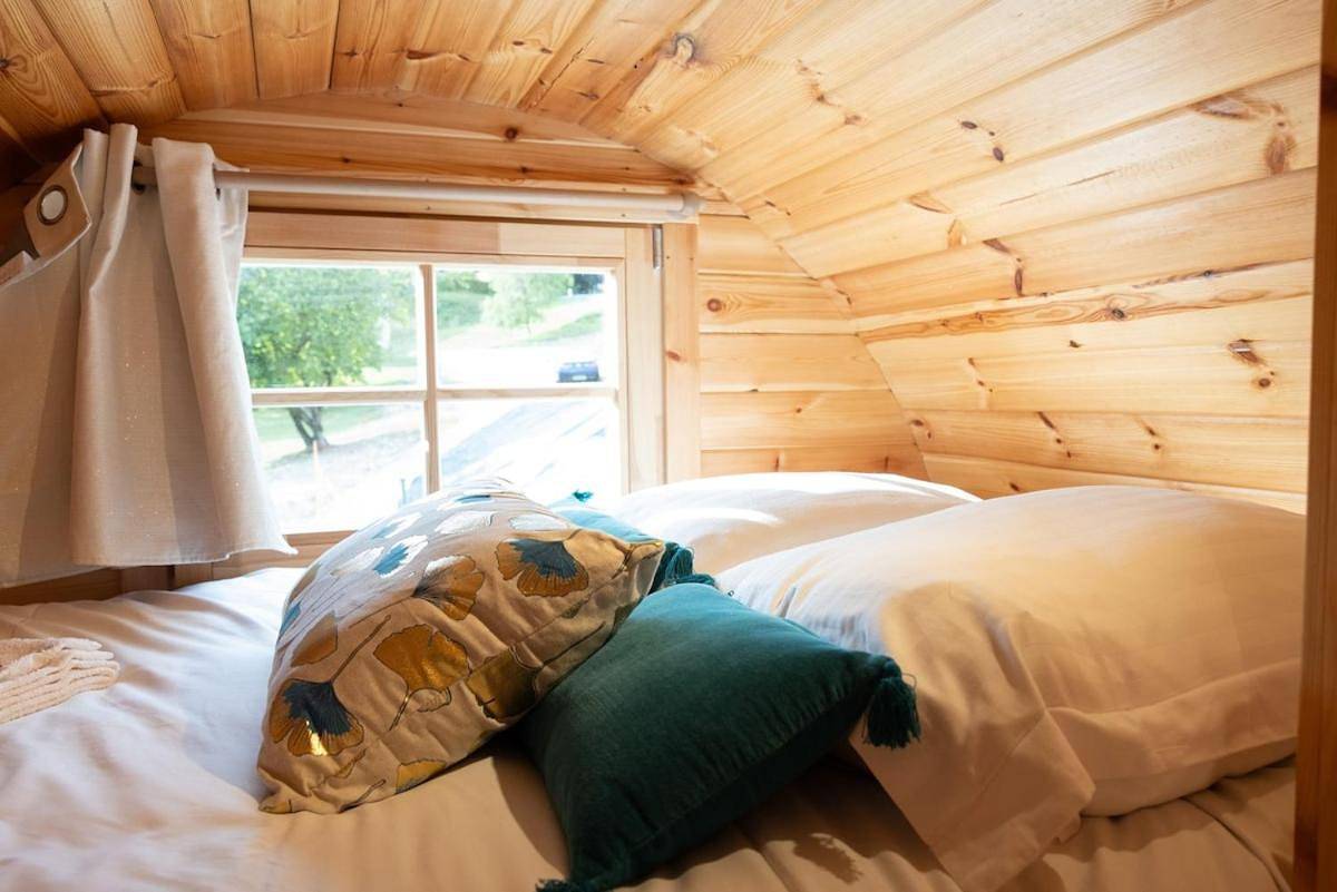 Appartement entier, Nuit insolite : tonneau enchanté in Cormoyeux, Parc naturel régional de la Montagne de Reims