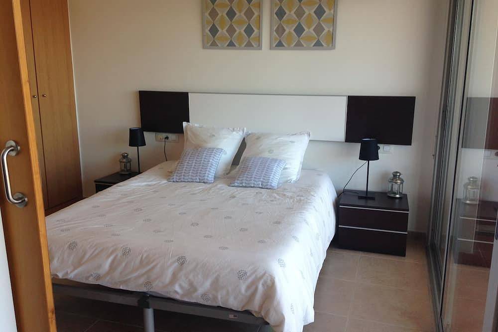 Ganze Wohnung, Wunderschöne 2-Zimmer-Wohnung für 7 Personen mit Yachthafen und Meerblick in Santa Margarida, Roses