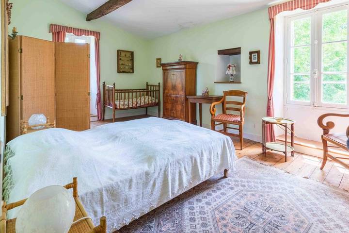 Location de vacances pour 8 personnes, avec vue et jardin à Fléac-sur-Seugne - 4