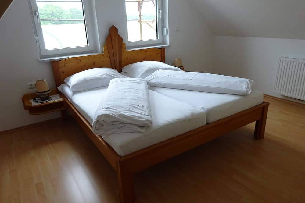 Zimmer mit Balkon - Ermi/Pracher in Groß Sankt Florian, Steirerland