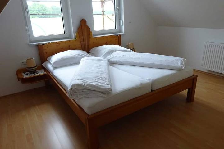 Zimmer mit Balkon - Ermi/Pracher in Groß Sankt Florian, Steirerland