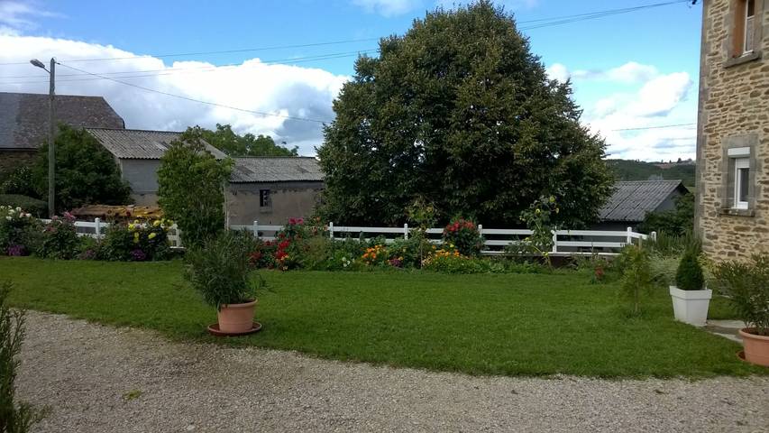 Gîte pour 5 personnes, avec jardin et terrasse dans Conques-en-Rouergue - 2