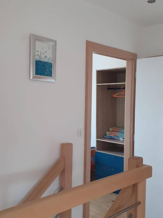 Gîte pour 5 personnes, avec terrasse ainsi que vue sur le lac et vue à Excenevex - 4