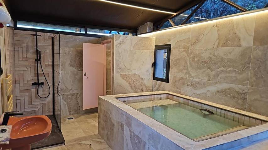 Casa rural para 3 personas, con Terraza y Jacuzzi además de Jardín y Piscina en Provincia de Madrid - 2