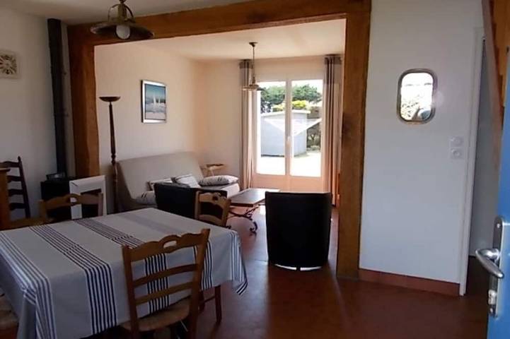 Côte de granit rose, petite maison, classée 2 étoiles, plage à 150m , vue/ mer in Île-Grande, Pleumeur-Bodou