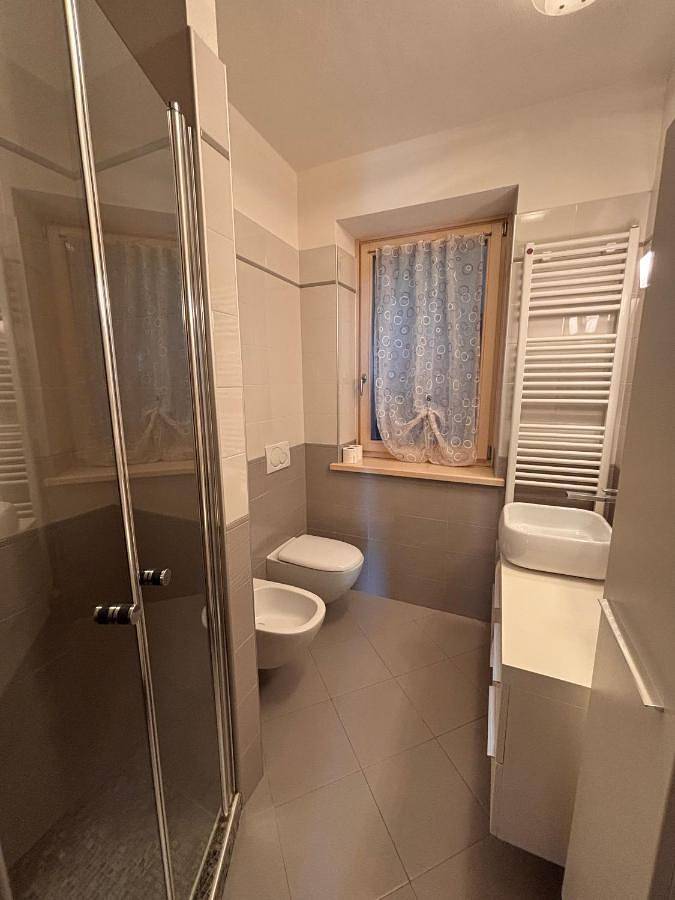 Location de vacances pour 6 personnes, avec Jardin et Piscine à San Zeno di Montagna - 4