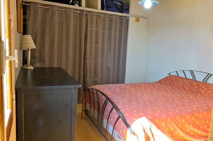 Location de vacances pour 6 personnes, avec jacuzzi ainsi que terrasse et jardin à Istres - 3