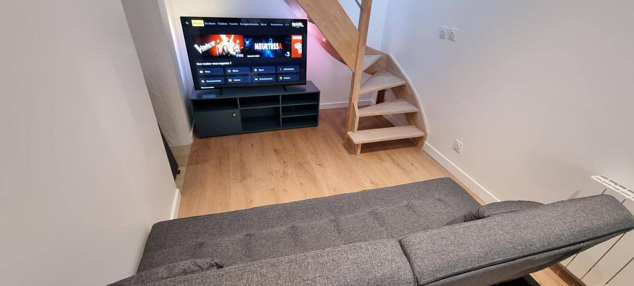 Appartement entier, One-Bedroom Apartment in Oytier-Saint-Oblas, Région de Vienne