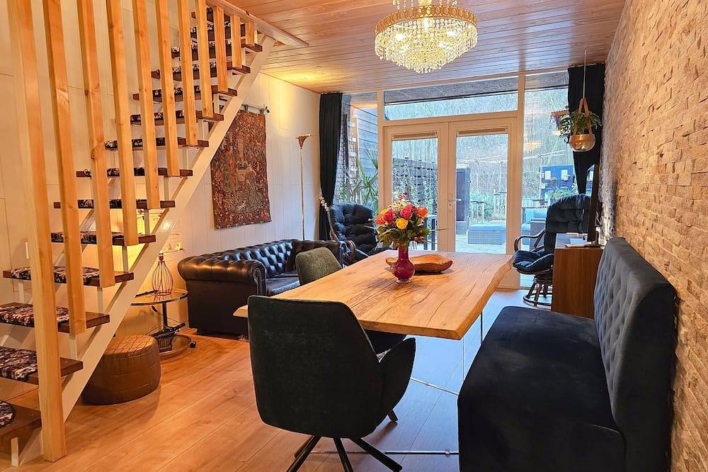 Stilvolles Ferienhaus am Fuße der Dünen in Groot Valkenisse, Biggekerke