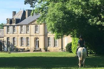 Gîte pour 6 personnes, avec jardin à Commes