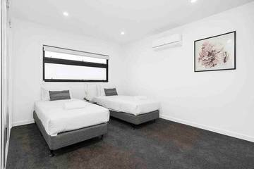 Holiday Home for 4 People in Melbourne, Kingston City, Photo 1