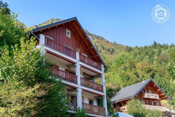 Gîte pour 4 personnes, avec Balcon et Terrasse à Aillon-le-Jeune