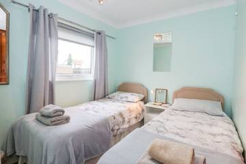 Chalet for 4 People in Hemsby, Newport (Norfolk), Photo 3