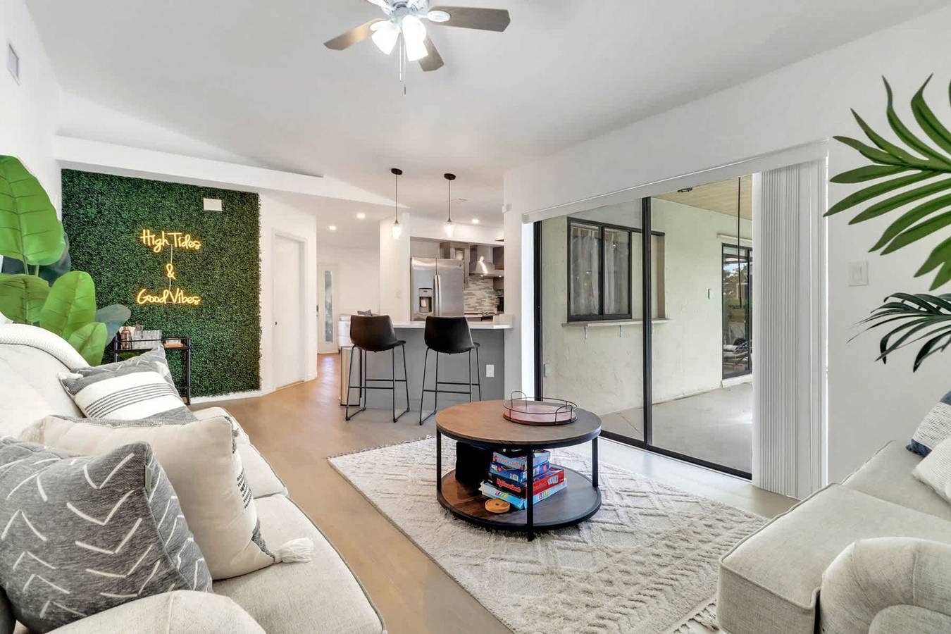 High Tide - 3 Br Sleeps 6 - Private Pool - Games in Southwest Florida