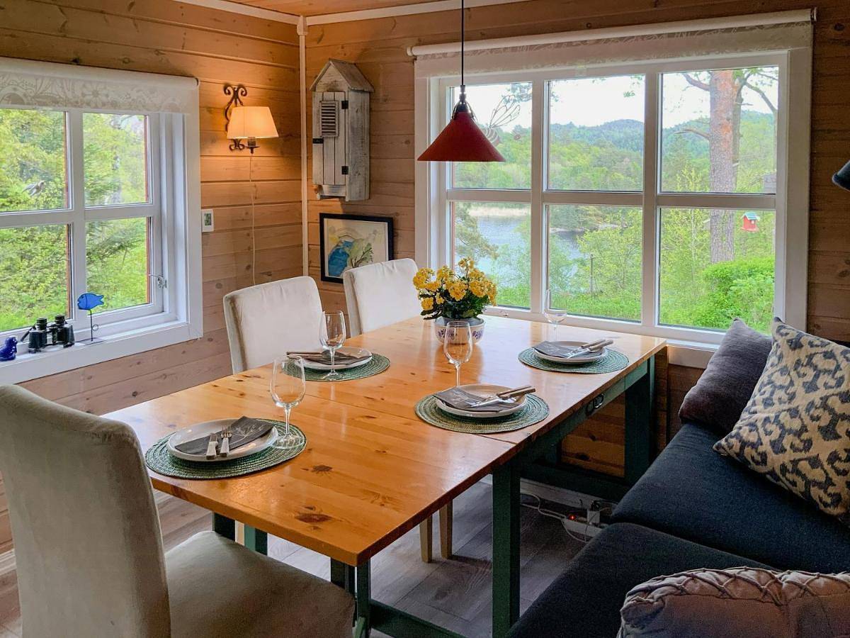 All-Season Cabin With Fjord View In Mandal in Mandal
