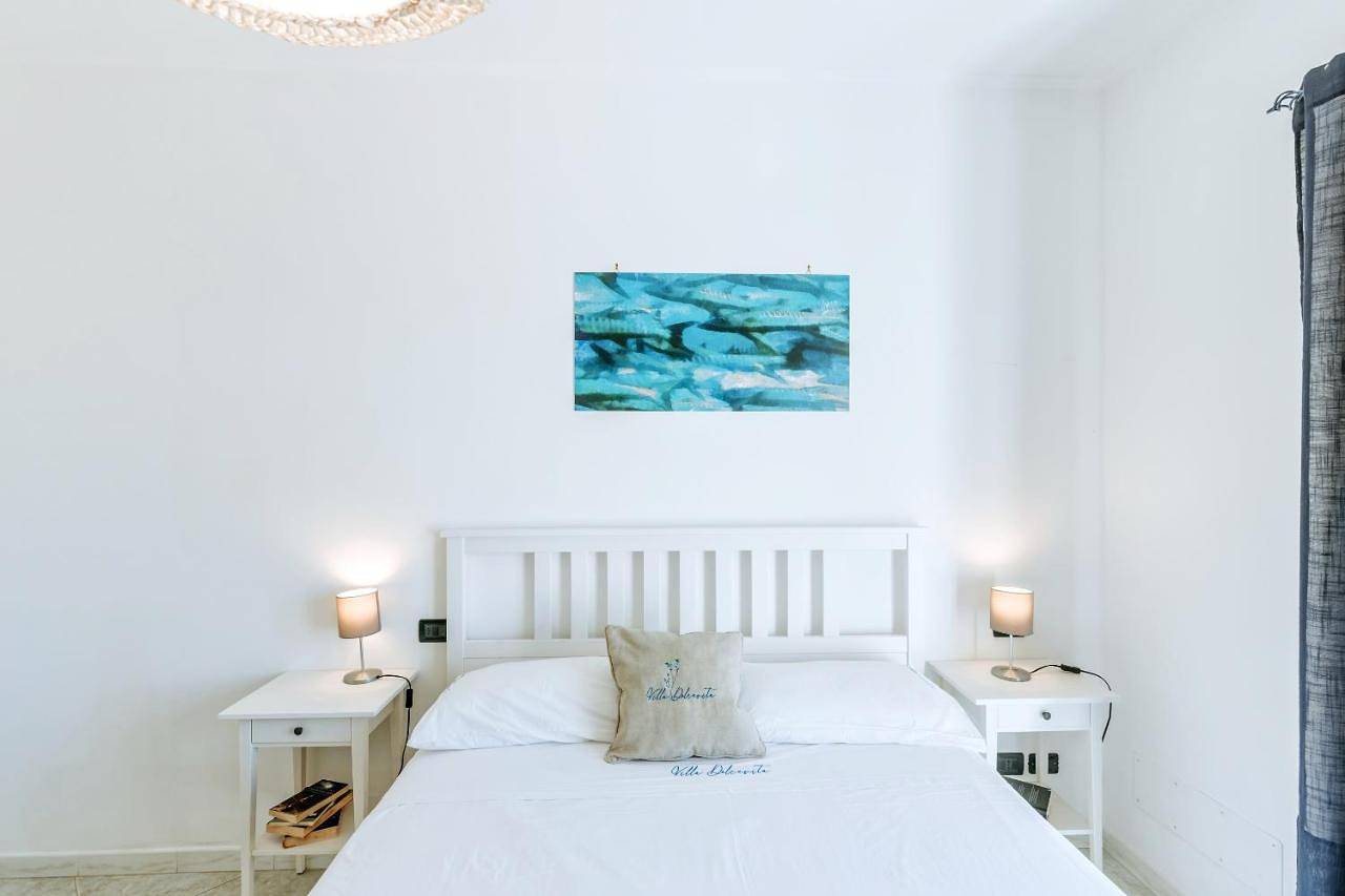 Villa Dolcevita Garden, Pool & Private Parking in Chiaia, Forio