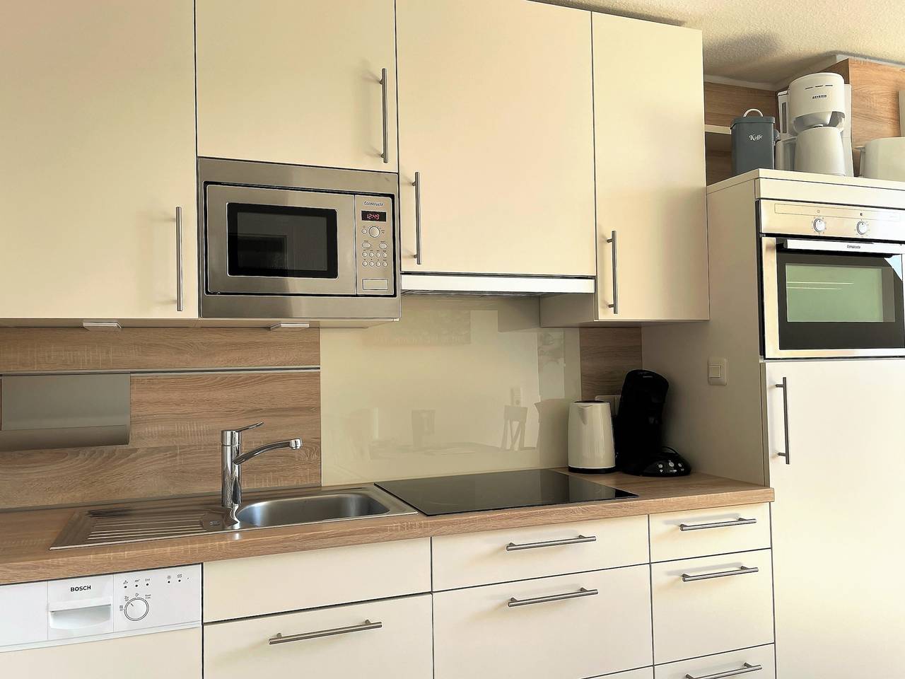 Ganze Ferienwohnung, Apfelblüte, Badestraße in Wyk auf Föhr (Stadt), Wyk auf Föhr