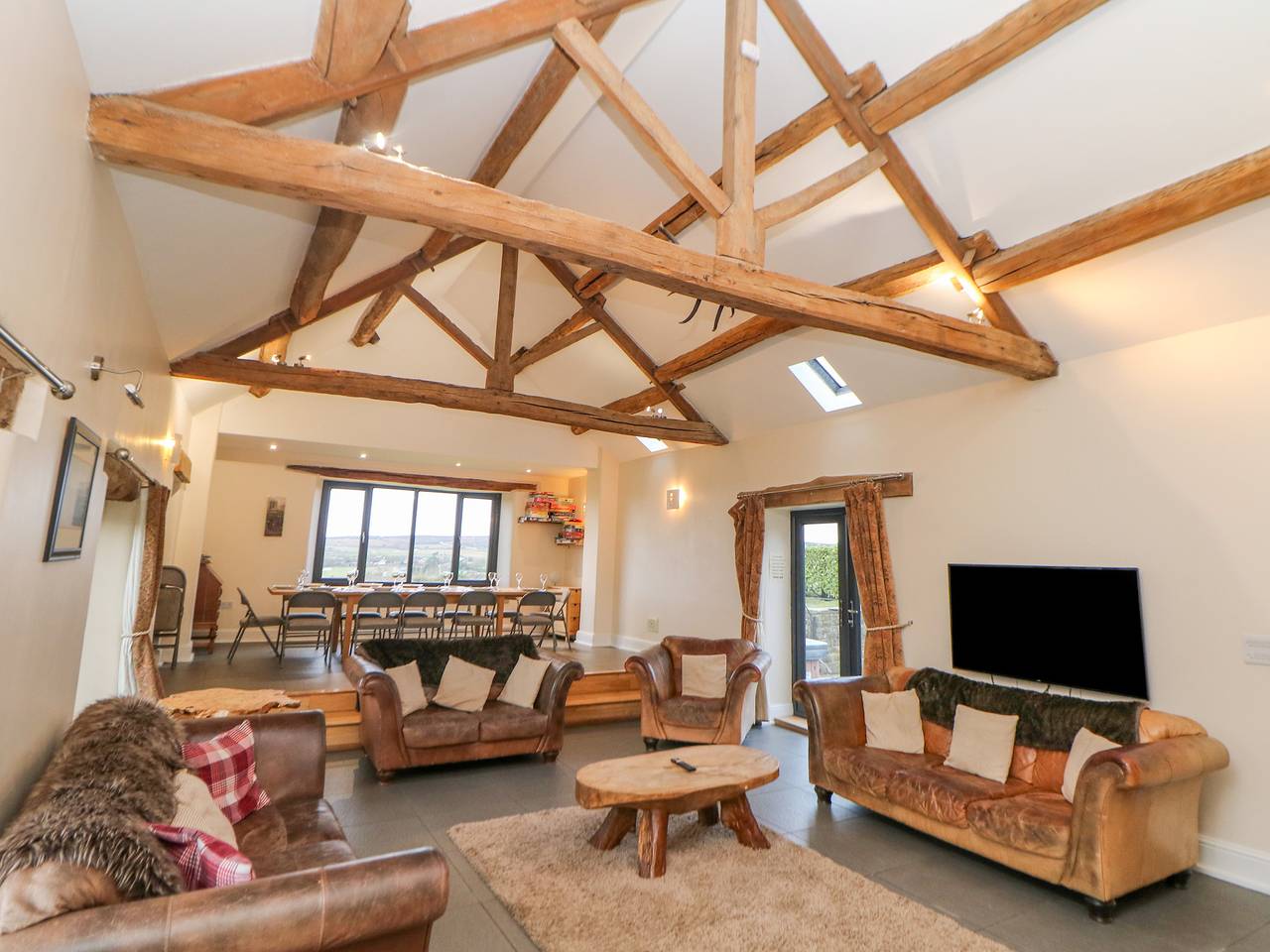 The Old Robin Hood in Derbyshire