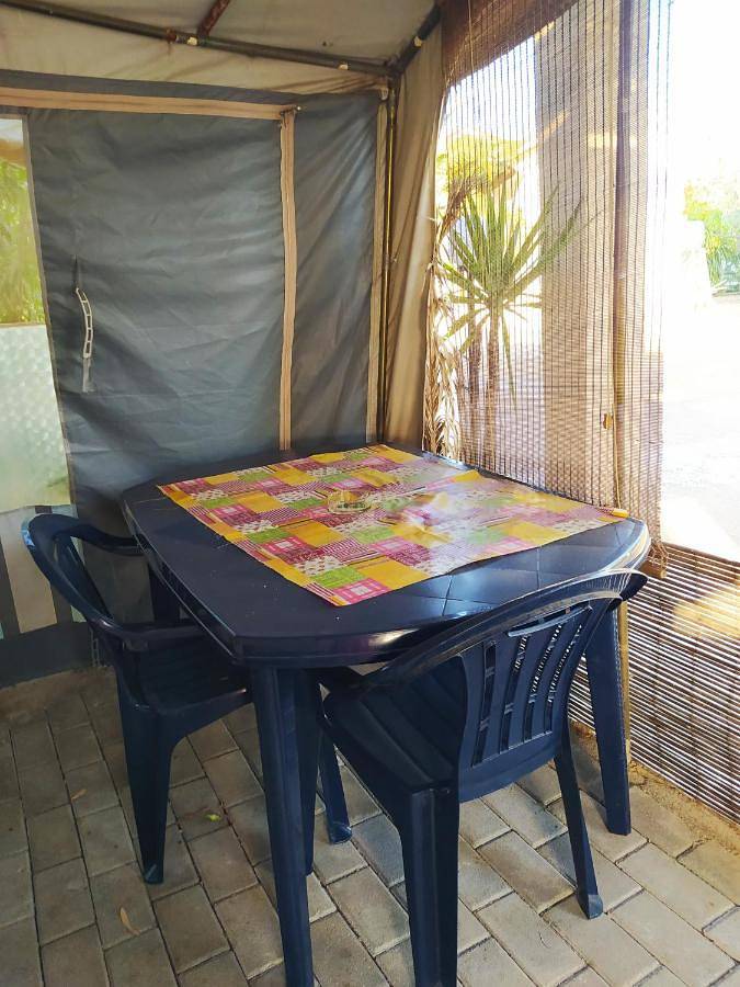 Camping hydraswave bungalow caravan in Ermioni, Argolis