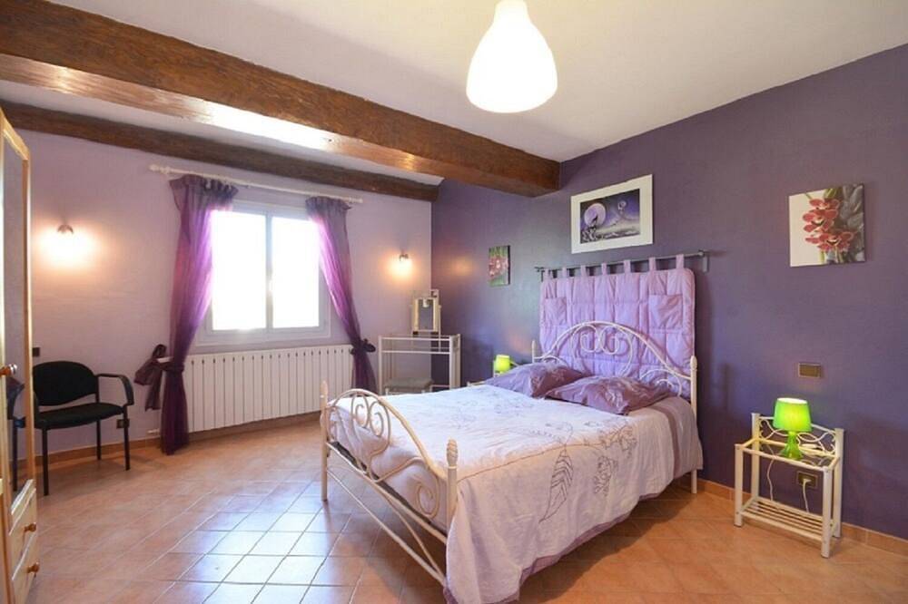 Provenzalisches Haus mit Pool Vaucluse, mit guten Dienstleistungen in Saint-Didier, Parc naturel régional du Mont-Ventoux