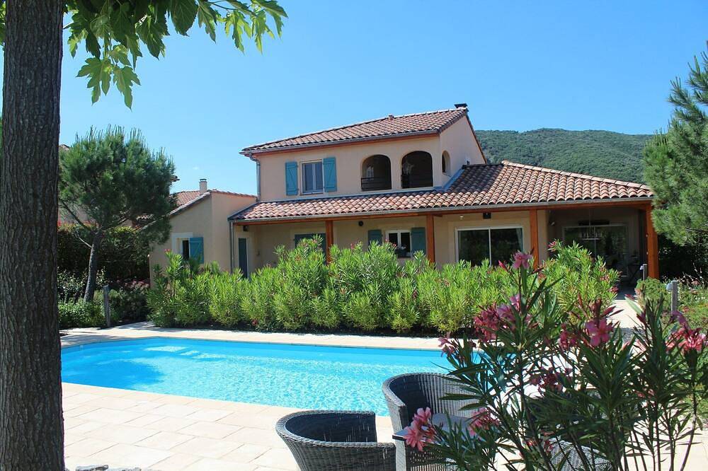 Villa voor 8 Personen in Vallon-Pont-d'Arc, Ardèche