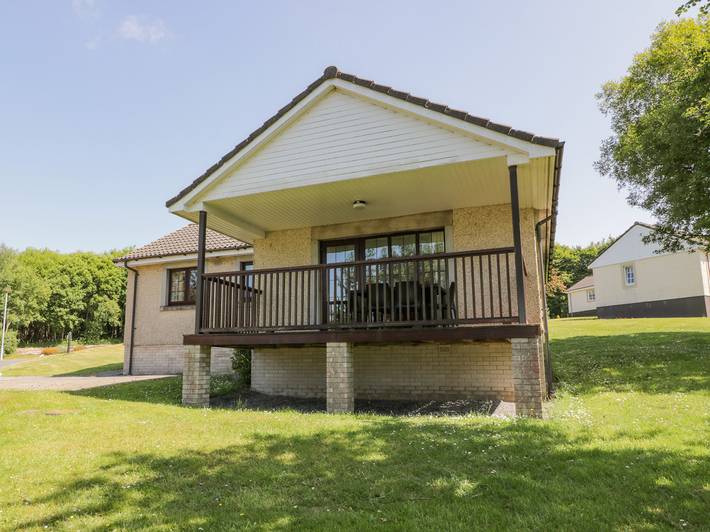 Cottage for 6 people, with Garden and Pool as well as Sauna in Scotland