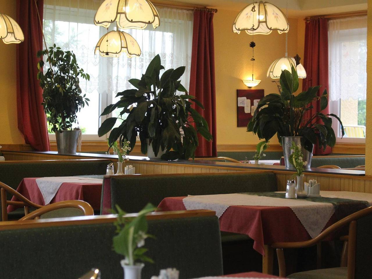 Pension Lindbichler - Dreibettzimmer, Dusche/Bad, Wc (15,16,25,26) in Vorderstoder, Totes Gebirge