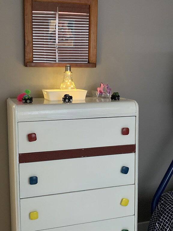 Victoria St Str in Peachland Bc - 5 mins from the beach in Peachland, Regional District of Central Okanagan