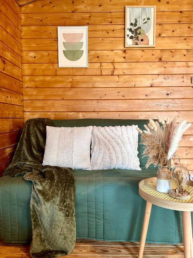 Gîte pour 5 personnes, avec terrasse et sauna ainsi que jardin et jacuzzi à Hamars - 4