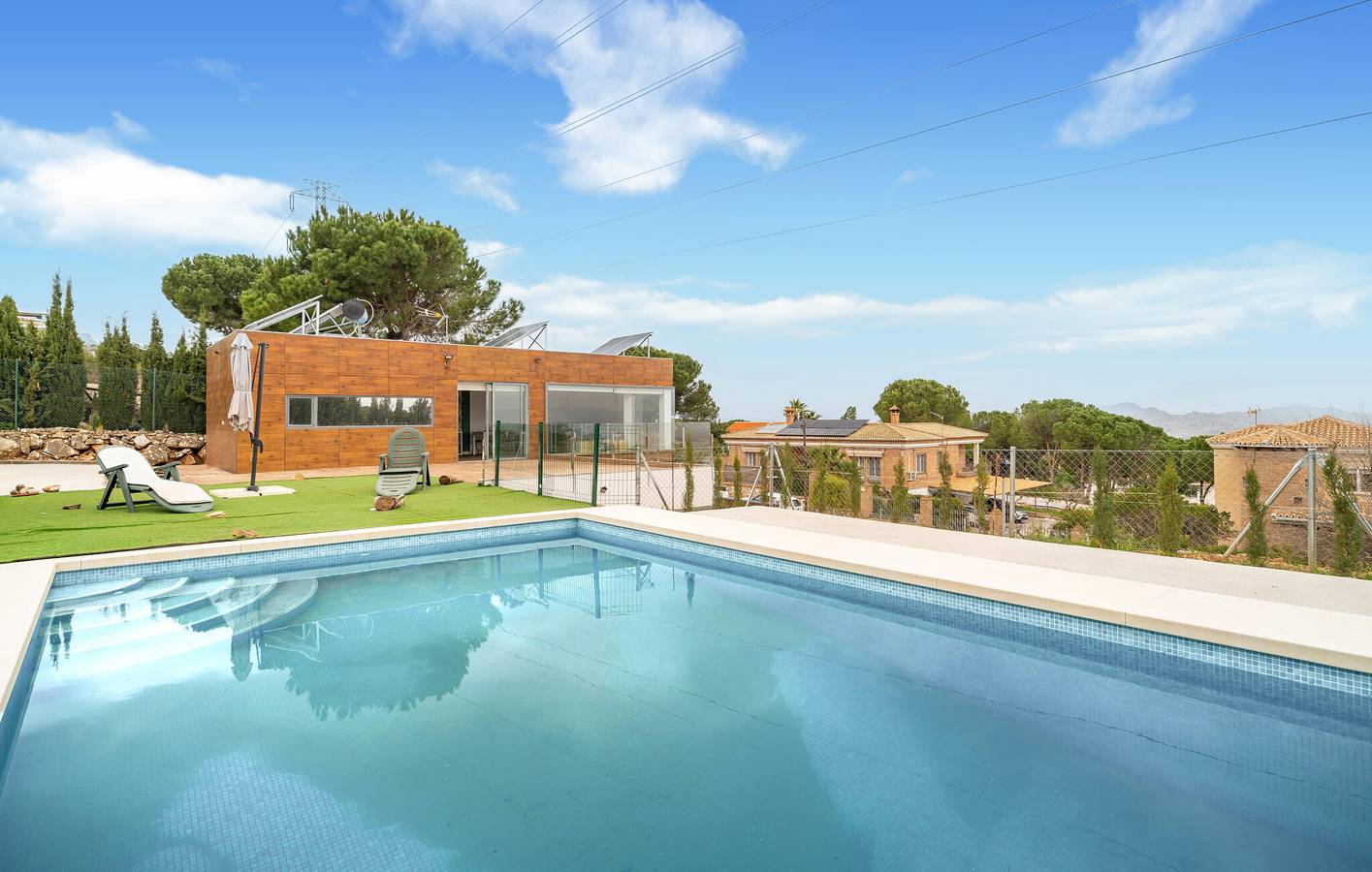 250 sq-ft Apartment with Pool, Parking & Terrace in Pinos de Alhaurín, Alhaurín de la Torre