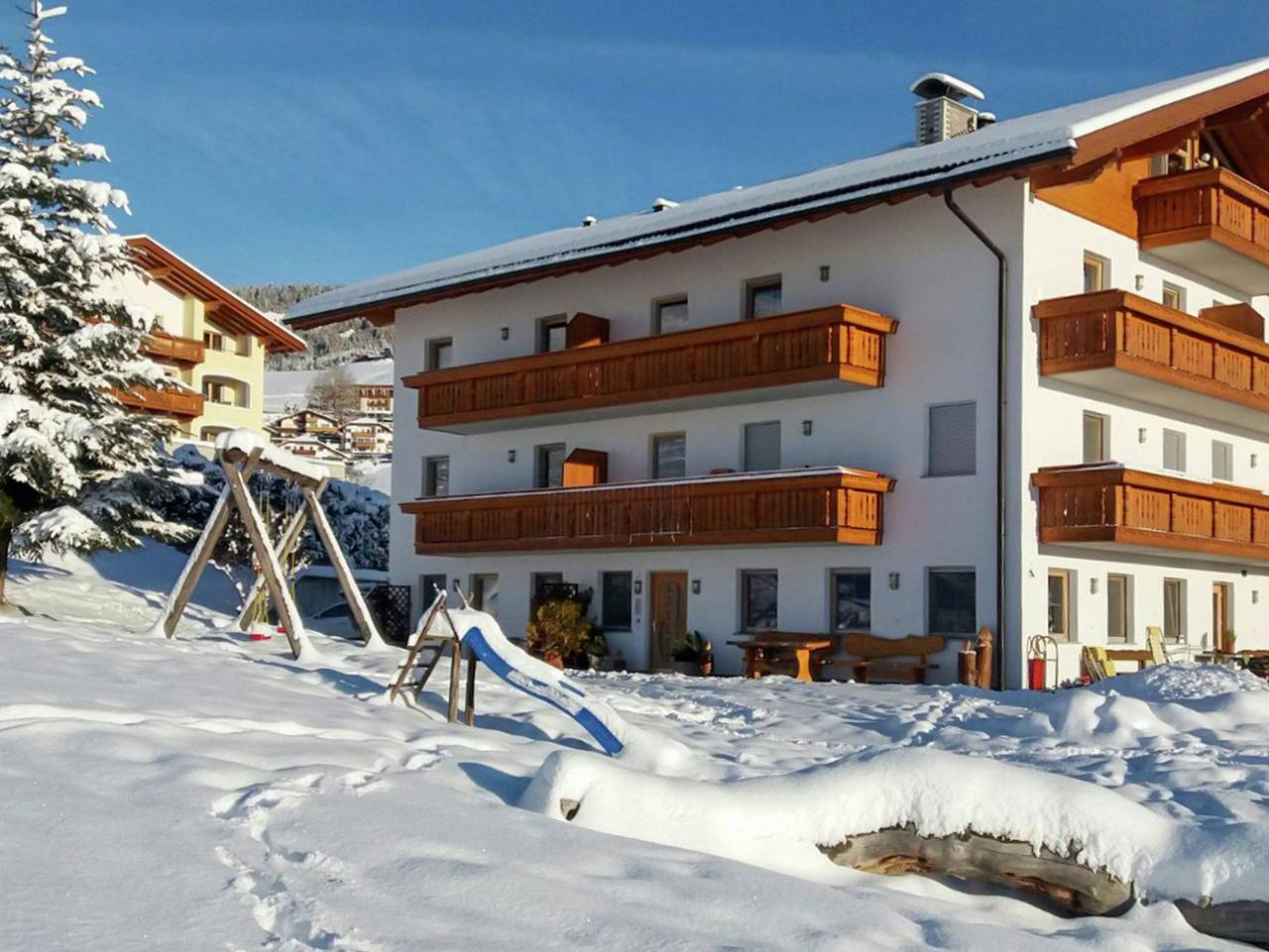 Ganze Ferienwohnung, Residence Speckerhof - Appartement B mit Balkon in Meransen, Mühlbach