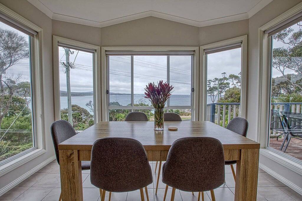 Front Row Beachfront in Tasmanien