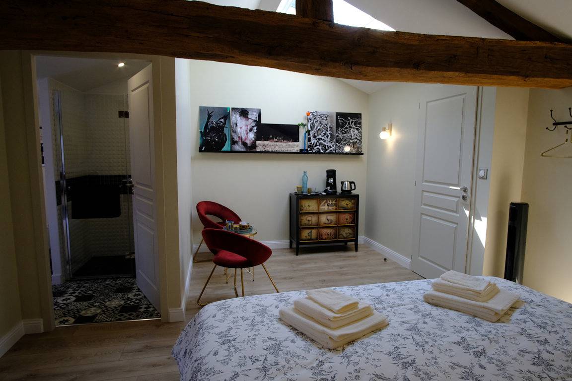 Chambre d'hôtes la Maison du Sculpteur - Chambre in Tiffauges, Vallée de la Loire