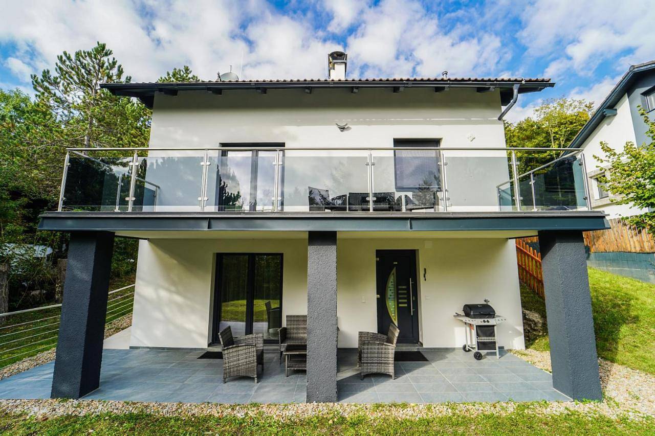 Behagliches Cottage mit Kamin mitten im Wald in Pernitz, Wiener Alpen