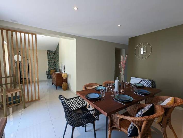 Location de vacances pour 8 personnes, avec jardin, adapté aux familles dans Vindelle - 2