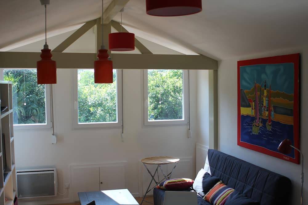 Ganze Wohnung, Charming 2-room apartment in a Basque farmhouse – the charm of Bayonne, nature, and proximity to the ocean in Bayonne, Bayonne und Umgebung