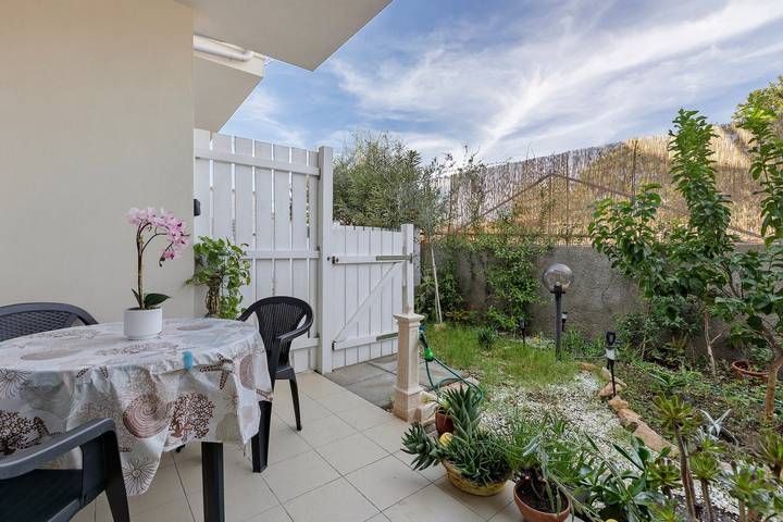Ganze Wohnung, Casa Lidia mit Gemeinschaftspool, privatem Parkplatz und Garten; Residence Bouganville, Viddalba in Viddalba, Sassari Provinz