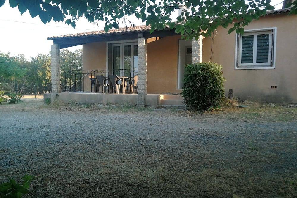 Maison au Calme en Campagne in Velleron, Parc naturel régional du Mont-Ventoux