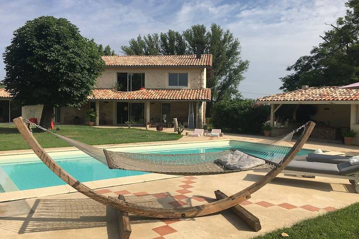 Location de vacances pour 8 personnes, avec jardin à Layrac