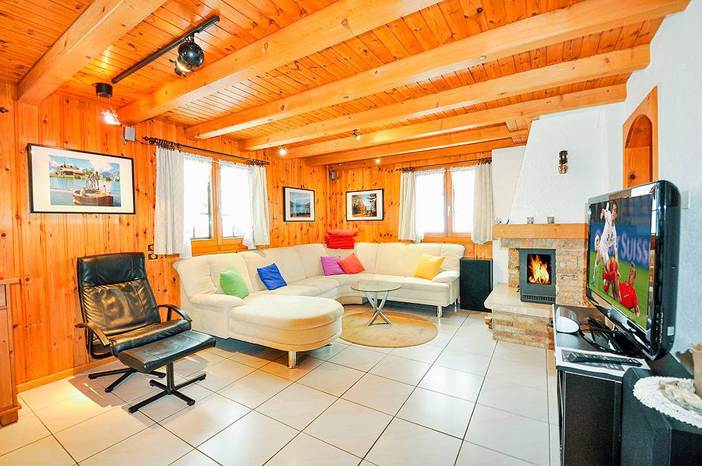 Holiday home for 6 people with view in Ernen, Aletsch Arena