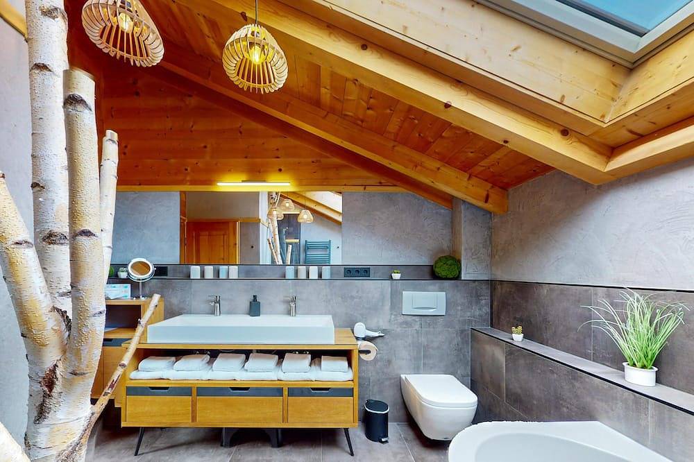 Urlaubswohnen für die ganze Familie direkt an der Loisach in Garmisch-Partenkirchen, Bayerische Alpen