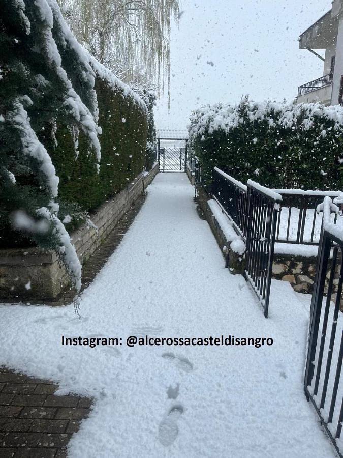 Casa vacanza per 5 persone, con Balcone e Terrazza nonché Giardino a Castel di Sangro