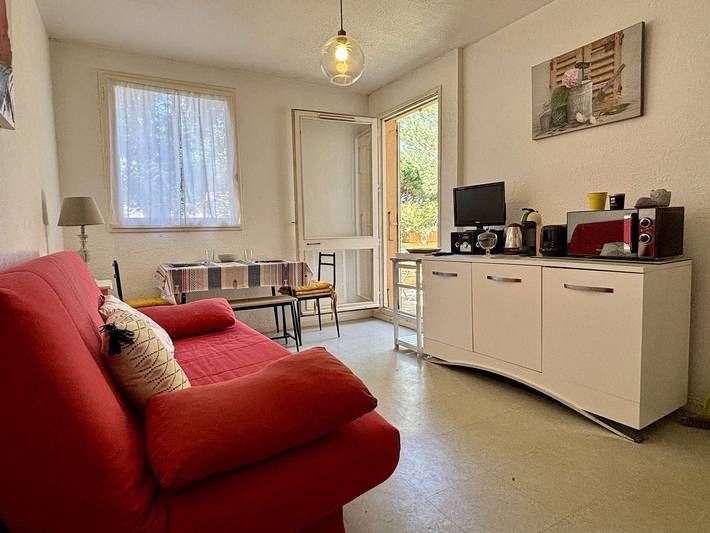 Gîte pour 2 personnes, avec terrasse dans Plage des Pins - 4