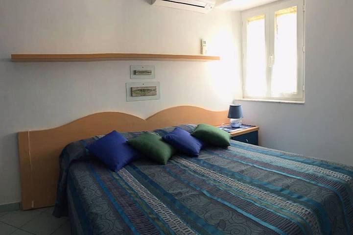 Location de vacances pour 3 personnes, avec terrasse et jardin à Ponza - 4